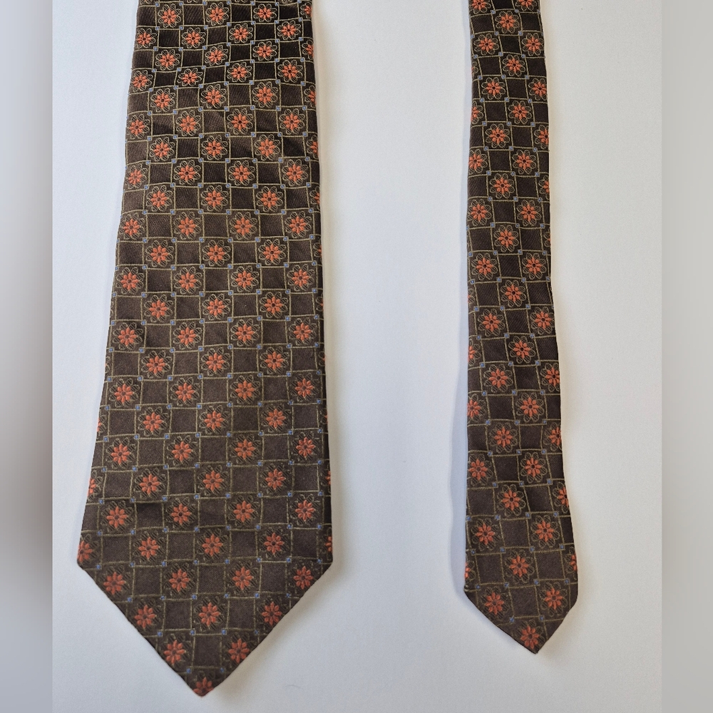 Hart Schaffner Marx 100% Silk Tie Brown Orange and Blue